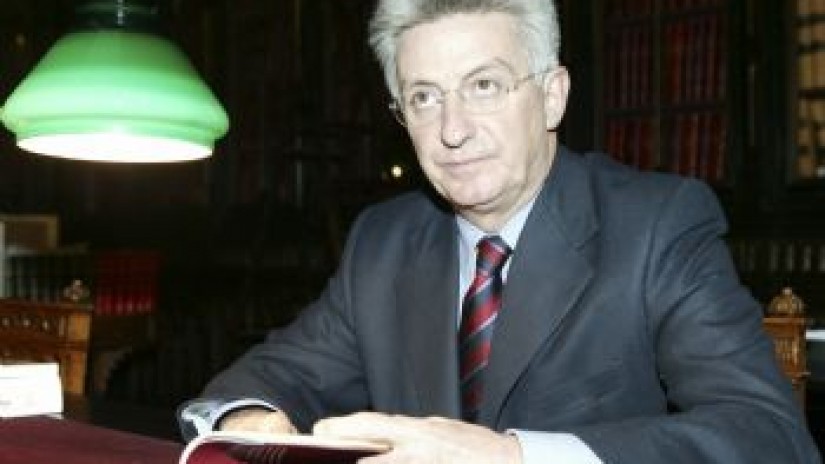 “Europarentzat  estrategia energetiko berri baterantz”  mintegian  parte hartu du Albisturrek.