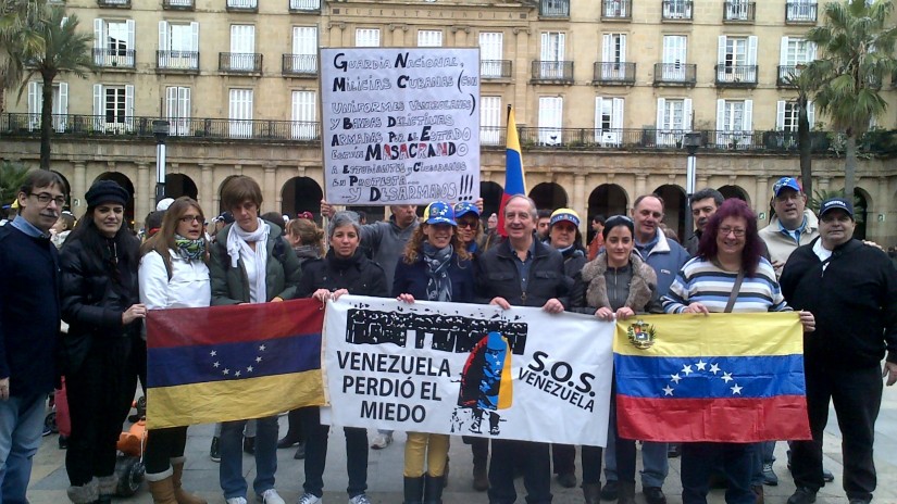 El Senador Iñaki Anasagasti pregunta si el Gobierno español reconoce el suministro del material antidisturbios utilizado en las recientes manifestaciones ocurridas en Caracas (Venezuela)