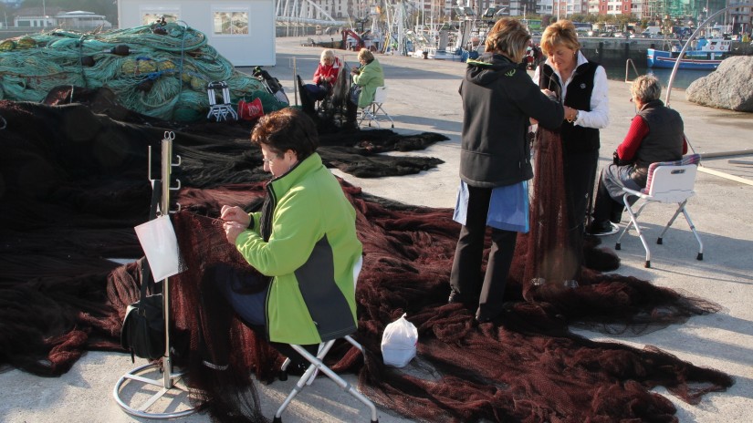 Legeak Bizkaiko berezitasun moduan onartu ditu neskatila eta paketatzaileak