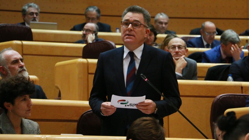 Imanol Landak heriotza aseguruetarako erregistro publikorik eza zuzentzeko eskatu dio Justizia ministroari