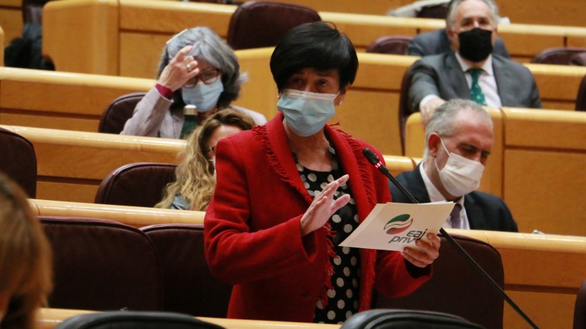 Nerea Ahedok etxeko langileentzako LANEren hitzarmena berresteko premiatu du Espainiako Gobernua