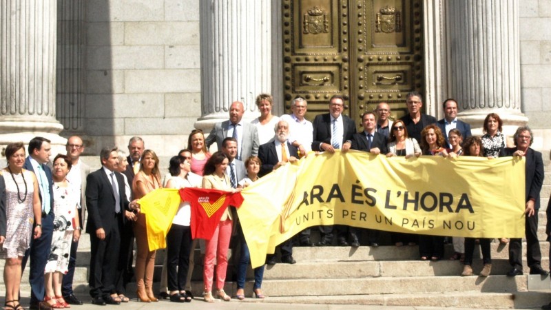 Apoyo de los senadores del Grupo Vasco a la V de la Diada en el Congreso de los Diputados